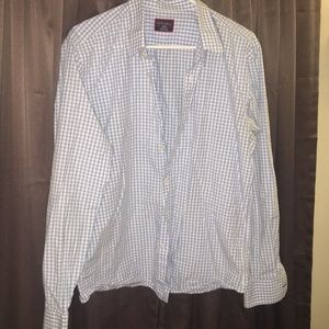Untuckit button down